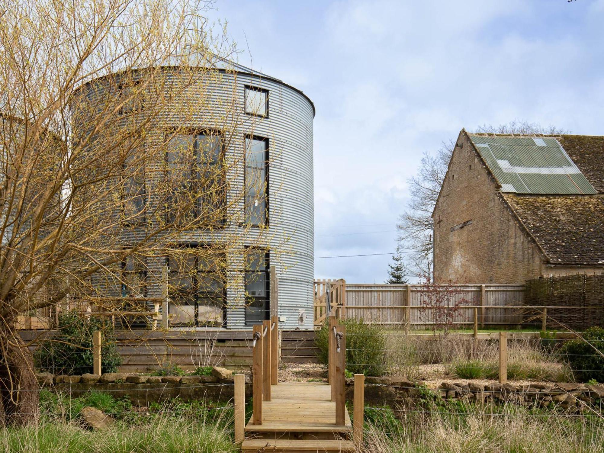 The Silo Villa Chipping Norton Exterior photo